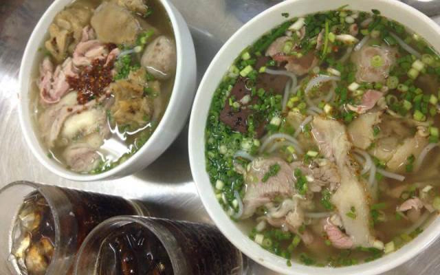 Quán Ăn Bún Bò Huế - Lạc Trung