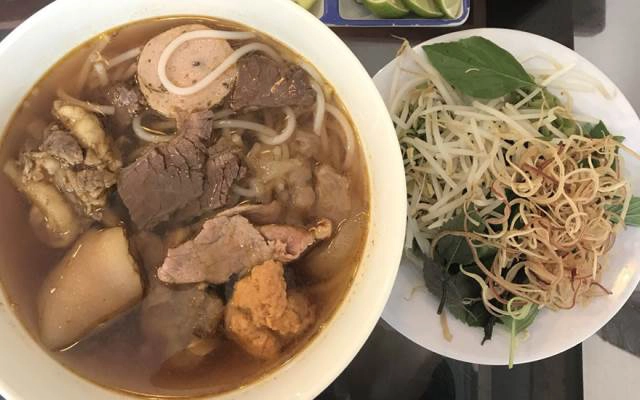 Quán Ăn Bún Bò Huế Má Heo & Cháo Lòng