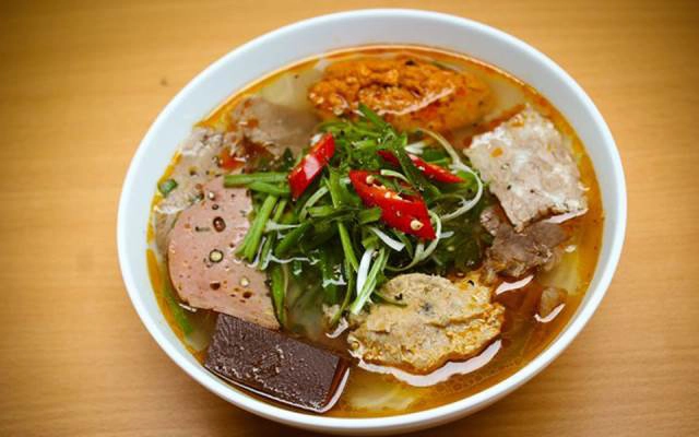 Quán Ăn Bún Bò Huế & Mì Quảng - Hồ Nghinh