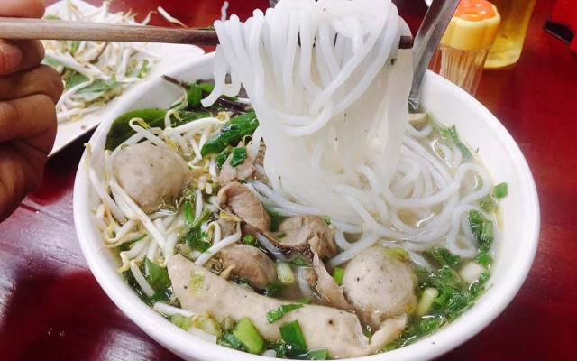 Quán Ăn Bún Bò Huế Nghĩa Tân