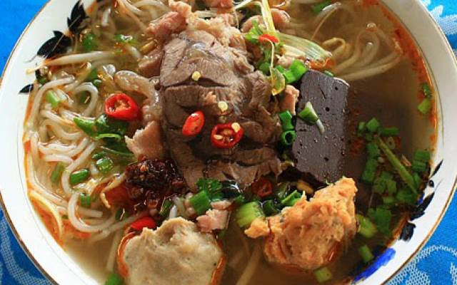 Quán Ăn Bún Bò Huế Oanh Béo - Tân Mai