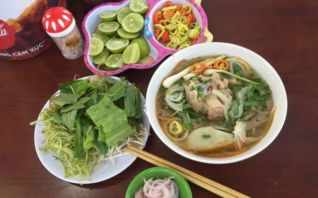 Quán Ăn Bún Bò Huế Út Mai