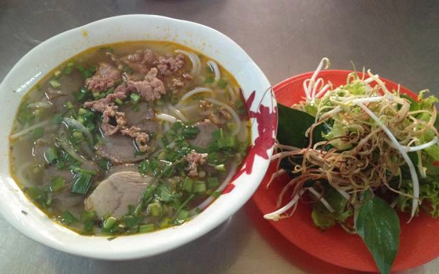 Quán Ăn Bún bò Hương Giang - Lê Bình