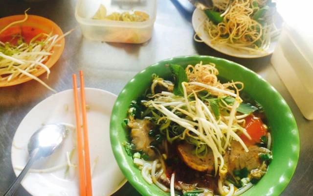 Quán Ăn Bún Bò & Nước Giải Khát