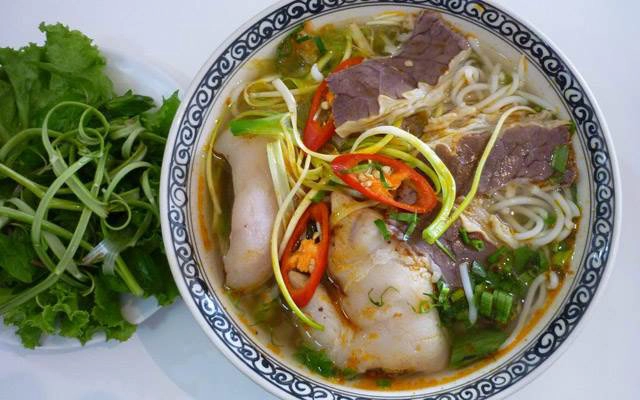 Quán Ăn Bún Bò Sông Hương - Bờ Bao Tân Thắng