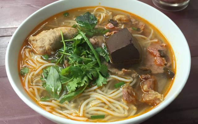 Quán Ăn Bún Bò Tí