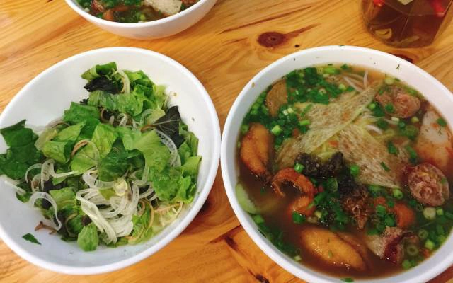 Quán Ăn Bún Cá Cay Hải Phòng - Láng Hạ