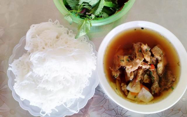 Quán Ăn Bún Chả - Bắc Cầu