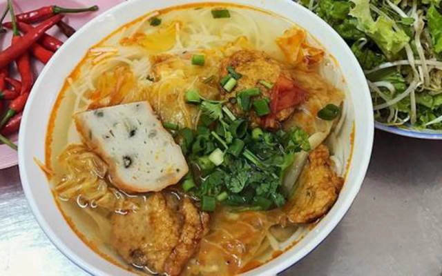 Quán Ăn Bún Chả Cá Chị Trâm