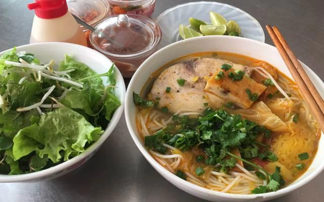 Quán Ăn Bún Chả Cá Hường