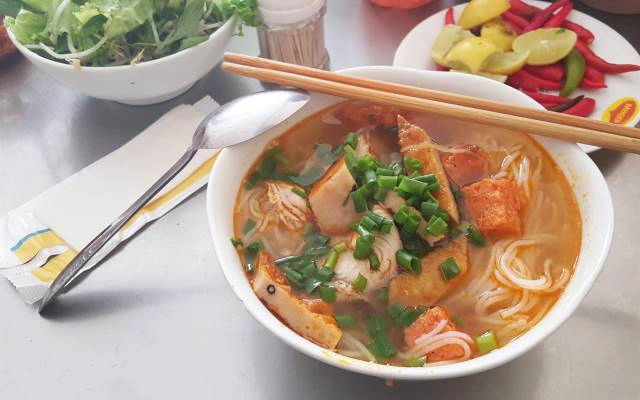 Quán Ăn Bún Chả Cá & Mì Quảng - Hà Thị Thân