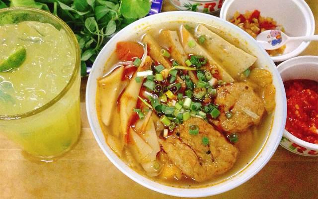 Quán Ăn Bún Chả Cá - Nguyễn Du