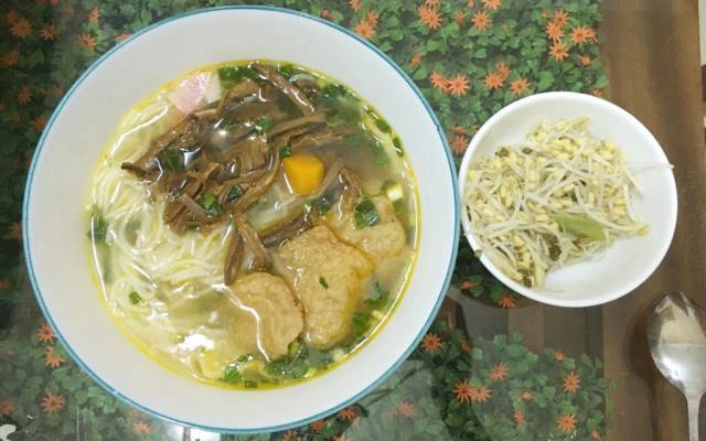 Quán Ăn Bún Chả Cá Ông Tạ - Nguyễn Chí Thanh