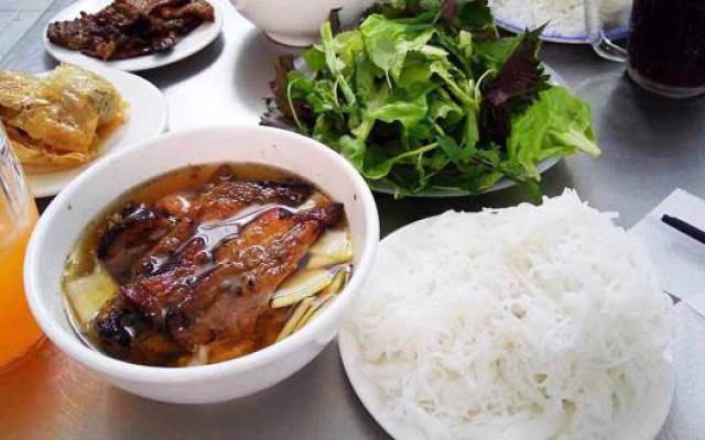 Quán Ăn Bún Chả Cực Ngon - Nem Tôm Ăn Là Nhớ