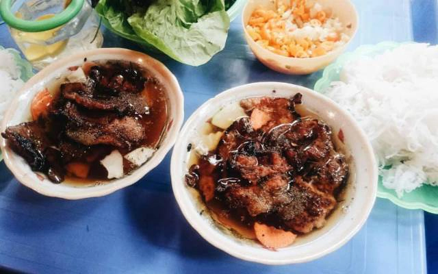 Quán Ăn Bún Chả Dung