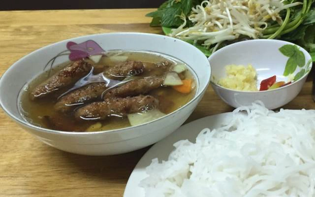 Quán Ăn Bún Chả Hà Nội, Bánh Đa Cá & Nem Cua Bể