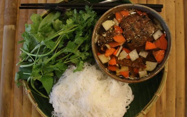 Quán Ăn Bún Chả Hà Nội Hoa Anh