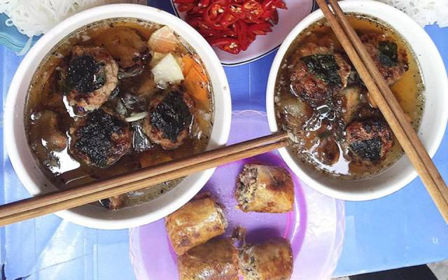 Quán Ăn Bún Chả & Nem Rán - Định Công Thượng