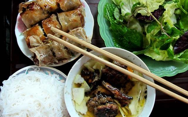 Quán Ăn Bún Chả Phố Cổ - Đặc Sản Hà Thành