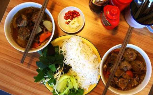 Quán Ăn Bún Chả Phố Cổ