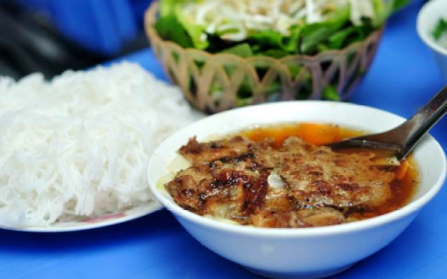 Quán Ăn Bún Chả Phượng Hường - Bát Tràng