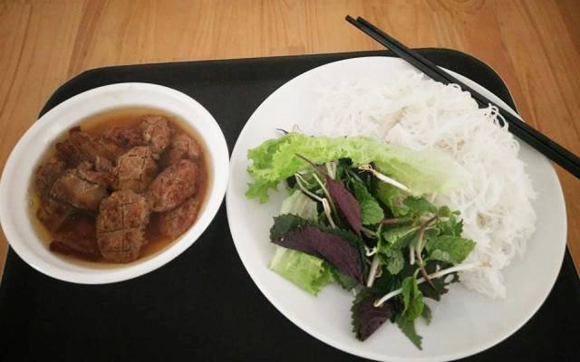 Quán Ăn Bún Chả Sạch - Lưu Khánh Đàm