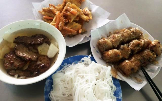 Quán Ăn Bún Chả Vân Anh - Hồng Hà