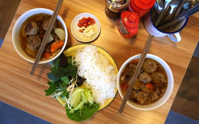 Quán Ăn Bún Chả Vinh Vinh