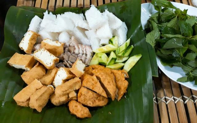 Quán Ăn Bún Đậu & Các Món Bình Dân - Trần Cung