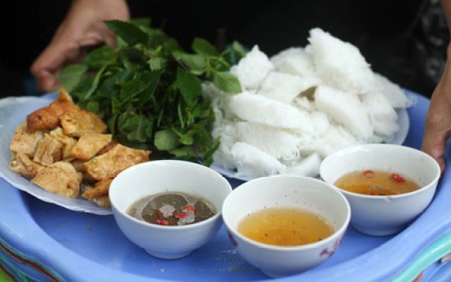 Quán Ăn Bún Đậu Cây Bàng - Đại La
