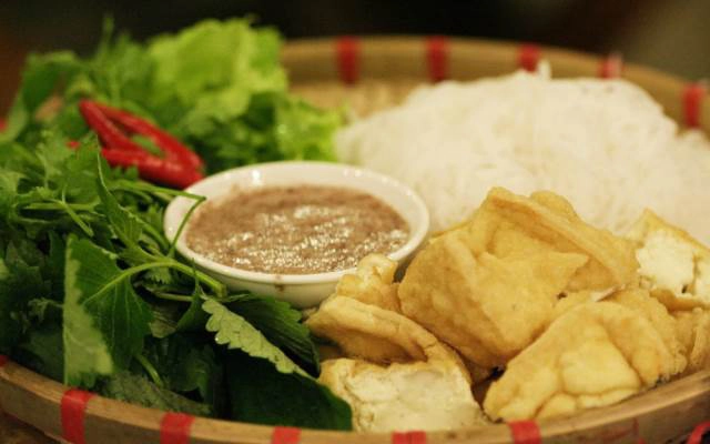 Quán Ăn Bún Đậu, Lẩu - Lạc Trung