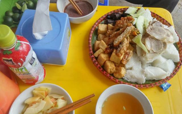 Quán Ăn Bún Đậu Mắm Tôm - 2 Ngõ Chợ Khâm Thiên
