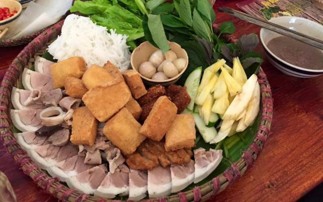 Quán Ăn Bún Đậu Mắm Tôm - Đình Thôn
