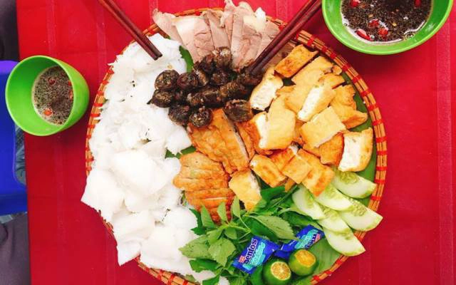 Quán Ăn Bún Đậu Mẹt & Đồ Ăn Vặt - Văn Phú