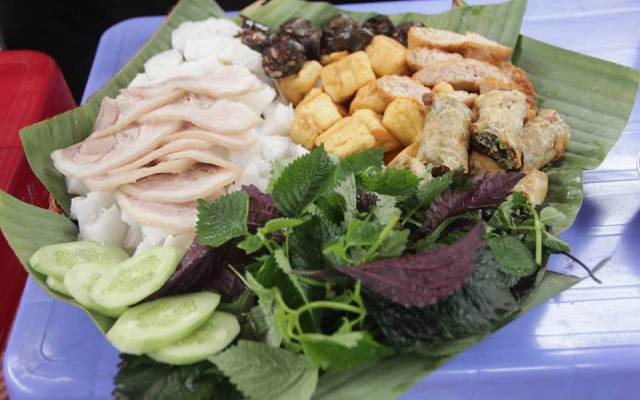 Quán Ăn Bún Đậu Nghĩa Tân - Quan Hoa