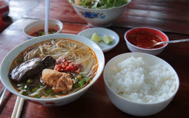 Quán Ăn Dì Vân - Bún Bò Cơm Nguội
