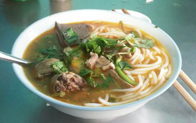Quán Ăn Bún Lòng Nước