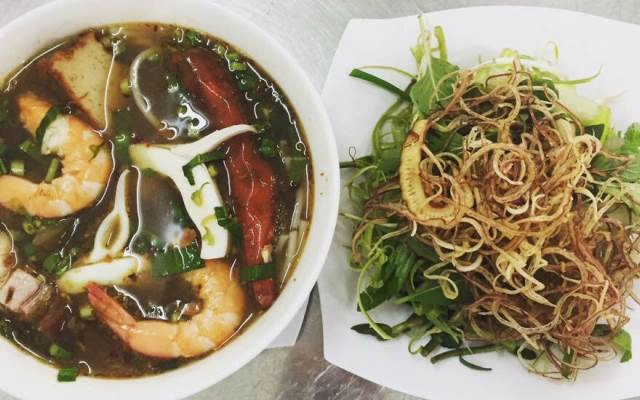 Quán Ăn Bún Mắm 30k - Chợ 200