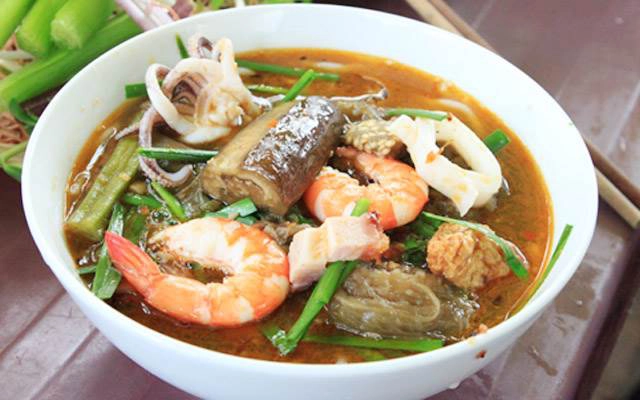 Quán Ăn Bún Mắm - 676 Hậu Giang