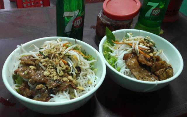 Quán Ăn Bún Mắm & Bún Thịt Nướng - Trần Phú