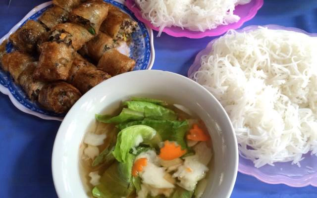 Quán Ăn Bún Nem - Định Công