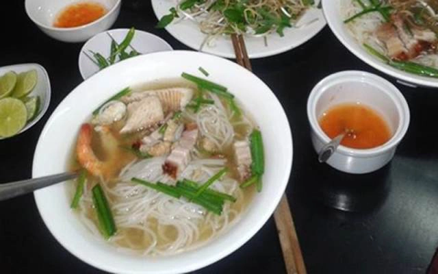 Quán Ăn Bún Nước Lèo - Nguyễn Trọng Tuyển