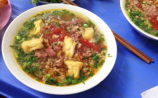 Quán Ăn Bún Riêu Cua, Gỏi Cuốn & Hột Vịt Lộn