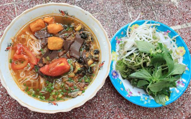 Quán Ăn Bún Riêu Ốc - Quang Trung