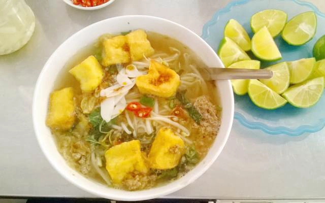 Quán Ăn Bún Riêu Út Hiếu