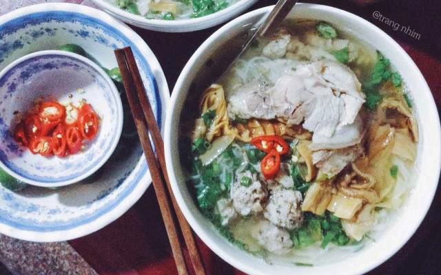 Quán Ăn Bún Sườn Mọc Thịt - Hàng Chiếu