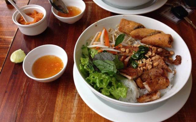 Quán Ăn Bún Thịt Nướng Anh Ba