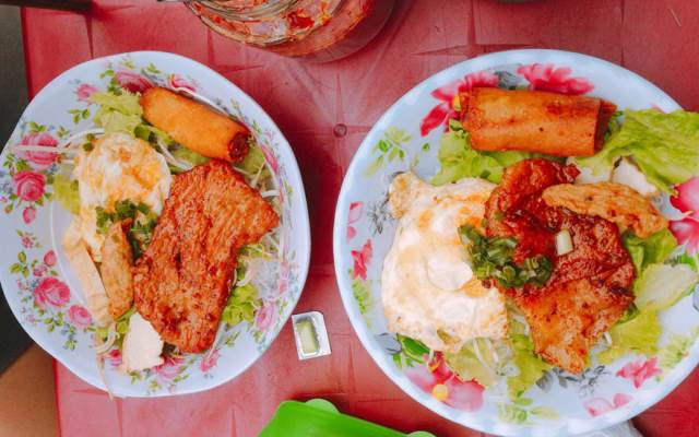 Quán Ăn Bún Xì Dầu - Nguyễn Trọng Tuyển