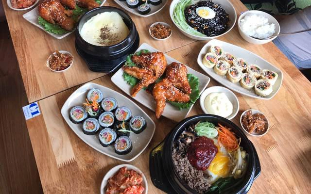 Quán Ăn Busan Korean Food - Món Hàn Quốc - Lê Văn Sỹ