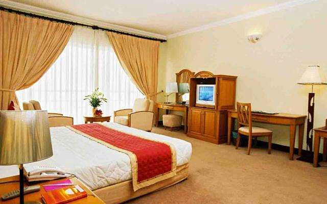 Khách Sạn Mr Sai Gon - Nguyễn Cửu Vân